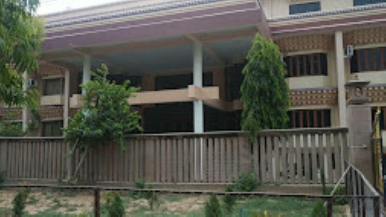 Hotel Mahayana Bodhgaya Bagian luar foto